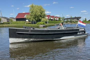Van Vossen Tender 850